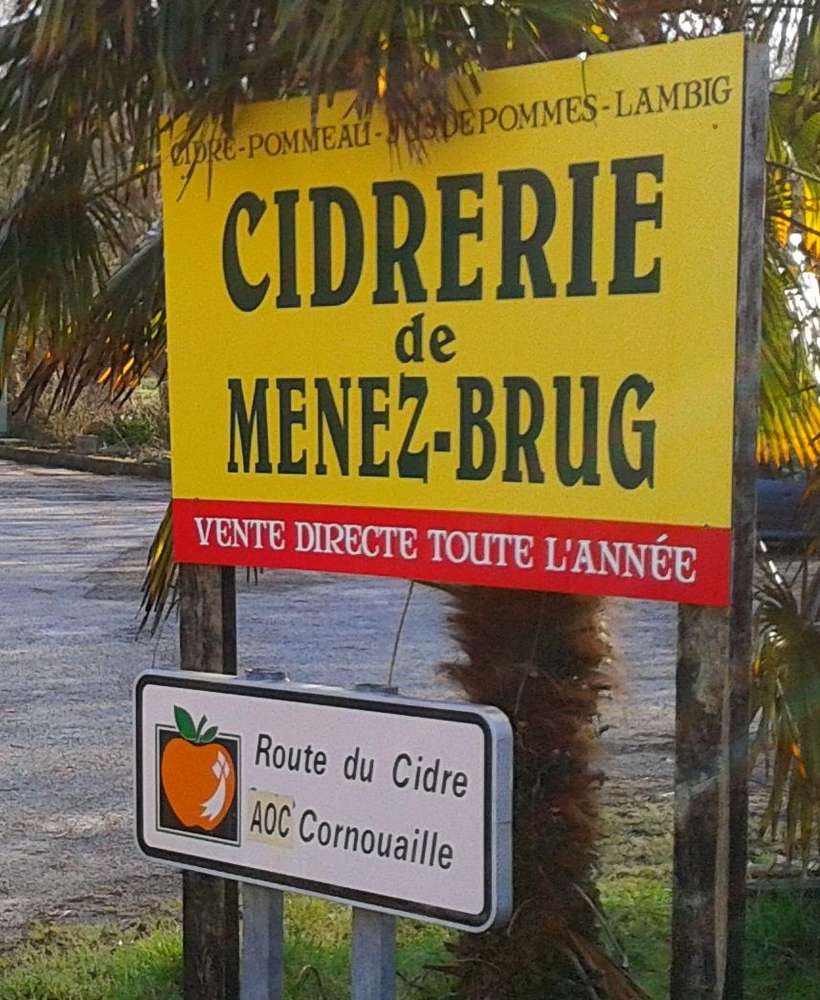 cour-cidrerie_1 - Cidrerie Menez Brug cour-cidrerie_1